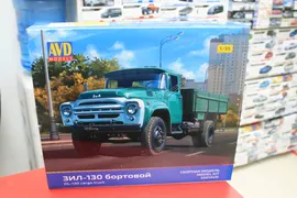 3501 ЗИЛ-130 бортовой 1:35 AVD