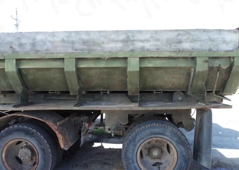 Полуприцеп-самосвал ЗИЛ-130
